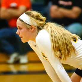 Volleyball_Ruess5CMYK